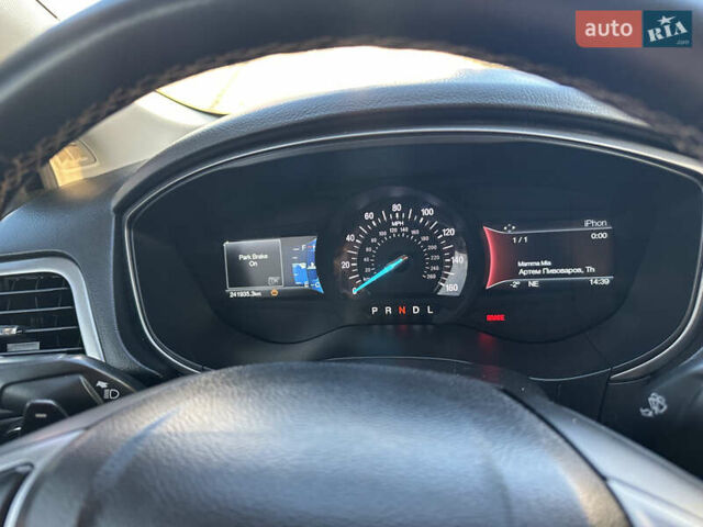 Синій Форд Фьюжен, об'ємом двигуна 2.5 л та пробігом 240 тис. км за 12300 $, фото 5 на Automoto.ua