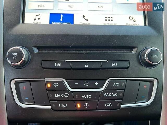 Синий Форд Фьюжн, объемом двигателя 1.5 л и пробегом 91 тыс. км за 12940 $, фото 30 на Automoto.ua