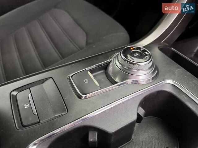 Синий Форд Фьюжн, объемом двигателя 1.5 л и пробегом 243 тыс. км за 8500 $, фото 7 на Automoto.ua