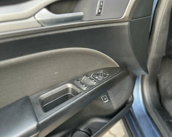 Синій Форд Фьюжен, об'ємом двигуна 2 л та пробігом 114 тис. км за 15800 $, фото 20 на Automoto.ua