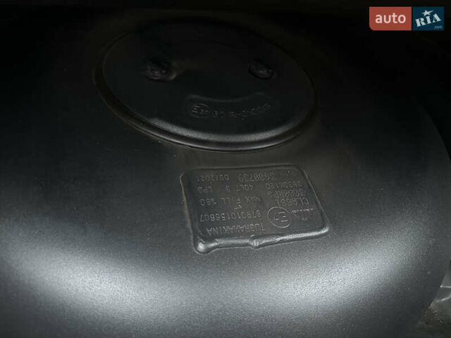 Синий Форд Фьюжн, объемом двигателя 2.49 л и пробегом 102 тыс. км за 15999 $, фото 43 на Automoto.ua