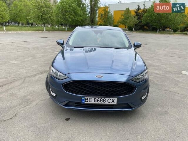 Синий Форд Фьюжн, объемом двигателя 2 л и пробегом 101 тыс. км за 17000 $, фото 3 на Automoto.ua