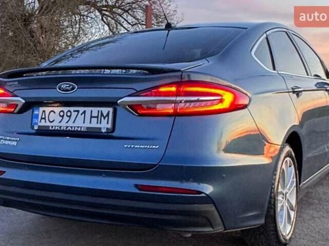 Синий Форд Фьюжн, объемом двигателя 2 л и пробегом 100 тыс. км за 20000 $, фото 5 на Automoto.ua