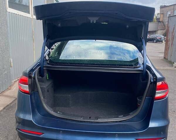 Синий Форд Фьюжн, объемом двигателя 2 л и пробегом 114 тыс. км за 15250 $, фото 5 на Automoto.ua