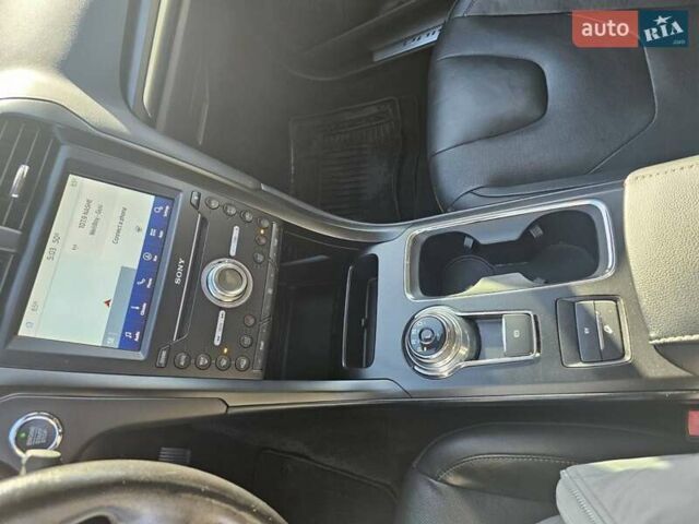 Форд Фьюжн 2019 в Киеве на Automoto.ua Синий Форд Фьюжн, объемом двигателя 2 л и пробегом 88 тыс. км за 20800 $, фото 12 на Automoto.ua