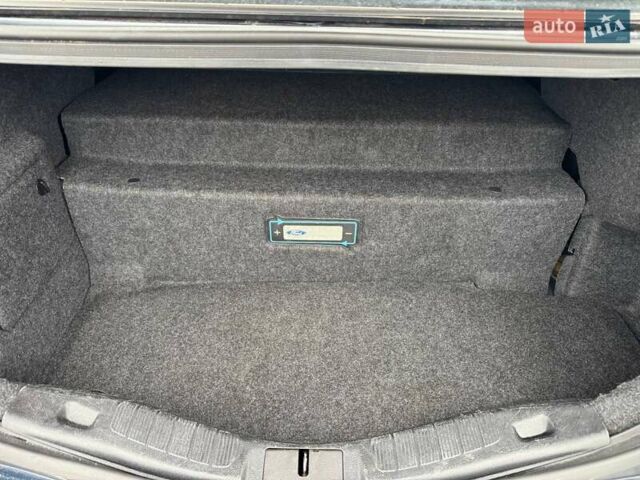 Синий Форд Фьюжн, объемом двигателя 2 л и пробегом 46 тыс. км за 17700 $, фото 14 на Automoto.ua