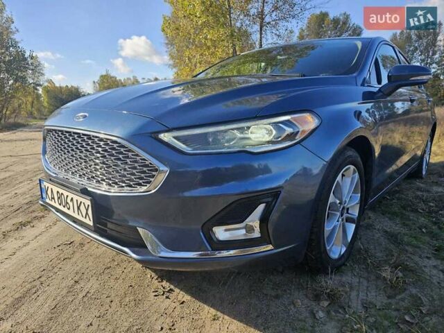 Форд Фьюжн 2019 в Киеве на Automoto.ua Синий Форд Фьюжн, объемом двигателя 2 л и пробегом 88 тыс. км за 20800 $, фото 6 на Automoto.ua