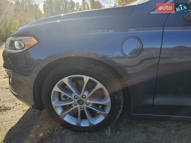 Форд Фьюжн 2019 в Киеве на Automoto.ua Синий Форд Фьюжн, объемом двигателя 2 л и пробегом 88 тыс. км за 20800 $, фото 18 на Automoto.ua