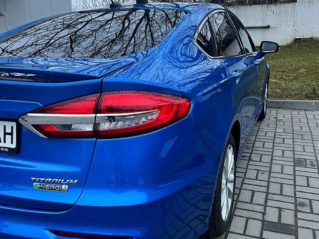 Синий Форд Фьюжн, объемом двигателя 2 л и пробегом 94 тыс. км за 22500 $, фото 4 на Automoto.ua