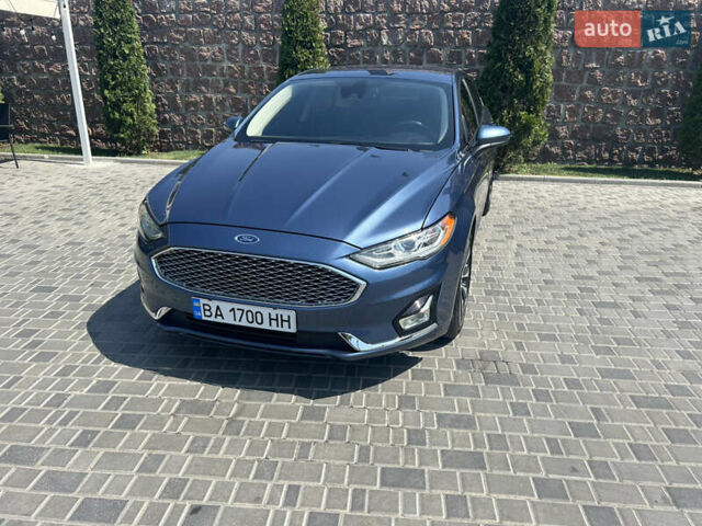 Синий Форд Фьюжн, объемом двигателя 2 л и пробегом 175 тыс. км за 13200 $, фото 1 на Automoto.ua