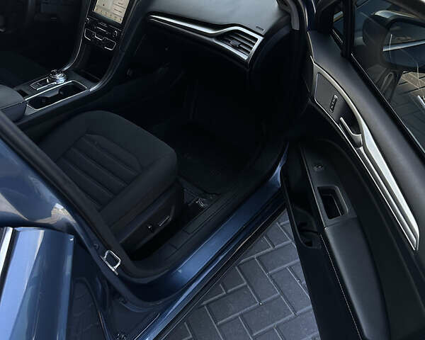 Синій Форд Фьюжен, об'ємом двигуна 2 л та пробігом 185 тис. км за 15000 $, фото 33 на Automoto.ua