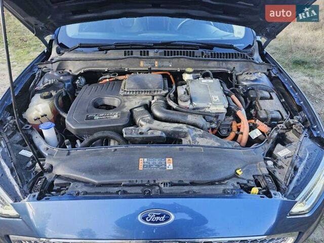 Форд Фьюжн 2019 в Киеве на Automoto.ua Синий Форд Фьюжн, объемом двигателя 2 л и пробегом 88 тыс. км за 20800 $, фото 37 на Automoto.ua