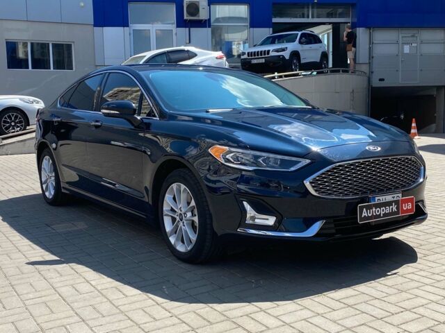 Синий Форд Фьюжн, объемом двигателя 2 л и пробегом 66 тыс. км за 21490 $, фото 2 на Automoto.ua