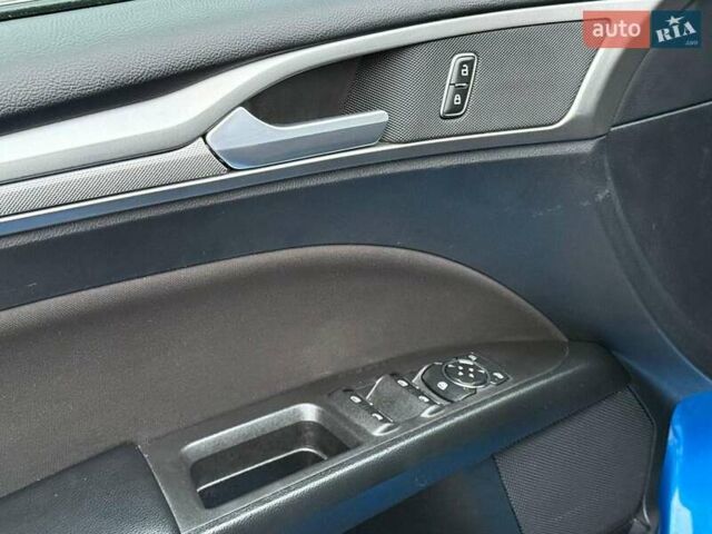 Синий Форд Фьюжн, объемом двигателя 1.5 л и пробегом 69 тыс. км за 12590 $, фото 10 на Automoto.ua