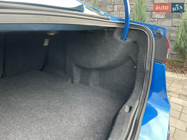 Синій Форд Фьюжен, об'ємом двигуна 2 л та пробігом 170 тис. км за 12300 $, фото 21 на Automoto.ua