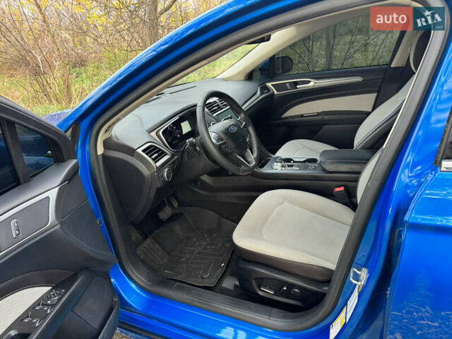 Форд Фьюжен 2020 у Житомирі на Automoto.ua Синій Форд Фьюжен, об'ємом двигуна 1.5 л та пробігом 140 тис. км за 12900 $, фото 26 на Automoto.ua