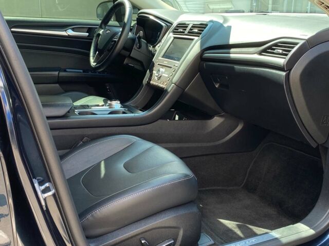 Синий Форд Фьюжн, объемом двигателя 2 л и пробегом 66 тыс. км за 21490 $, фото 23 на Automoto.ua