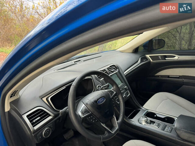 Форд Фьюжен 2020 у Житомирі на Automoto.ua Синій Форд Фьюжен, об'ємом двигуна 1.5 л та пробігом 140 тис. км за 12900 $, фото 28 на Automoto.ua