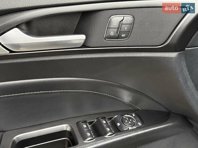 Синий Форд Фьюжн, объемом двигателя 2 л и пробегом 87 тыс. км за 19800 $, фото 16 на Automoto.ua