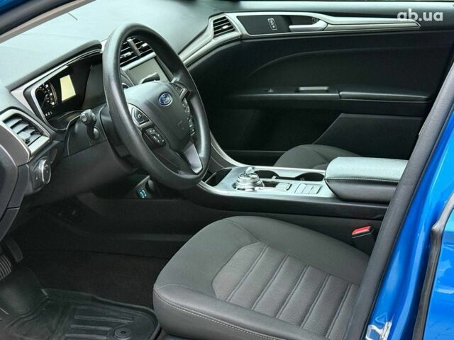 Синій Форд Фьюжен, об'ємом двигуна 1.5 л та пробігом 69 тис. км за 12590 $, фото 9 на Automoto.ua