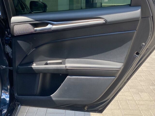 Синий Форд Фьюжн, объемом двигателя 2 л и пробегом 66 тыс. км за 21490 $, фото 20 на Automoto.ua