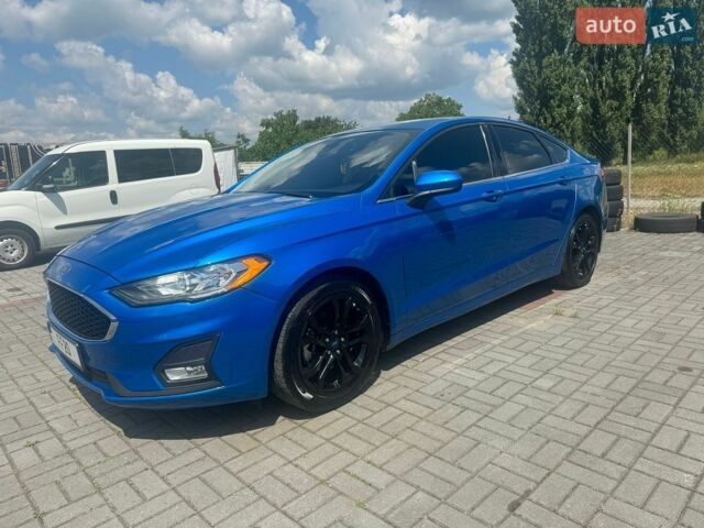 Синий Форд Фьюжн, объемом двигателя 1.5 л и пробегом 141 тыс. км за 11600 $, фото 1 на Automoto.ua