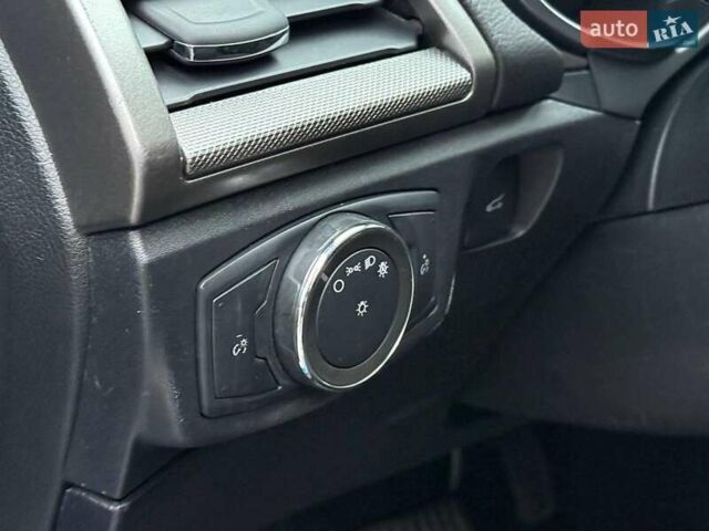 Синий Форд Фьюжн, объемом двигателя 1.5 л и пробегом 69 тыс. км за 12590 $, фото 11 на Automoto.ua