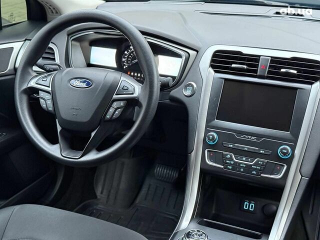 Синій Форд Фьюжен, об'ємом двигуна 1.5 л та пробігом 69 тис. км за 12590 $, фото 20 на Automoto.ua