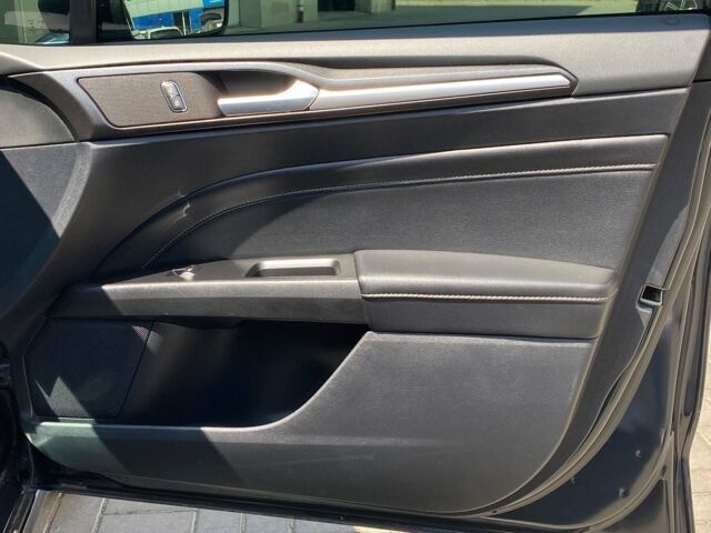 Синий Форд Фьюжн, объемом двигателя 2 л и пробегом 66 тыс. км за 21490 $, фото 22 на Automoto.ua