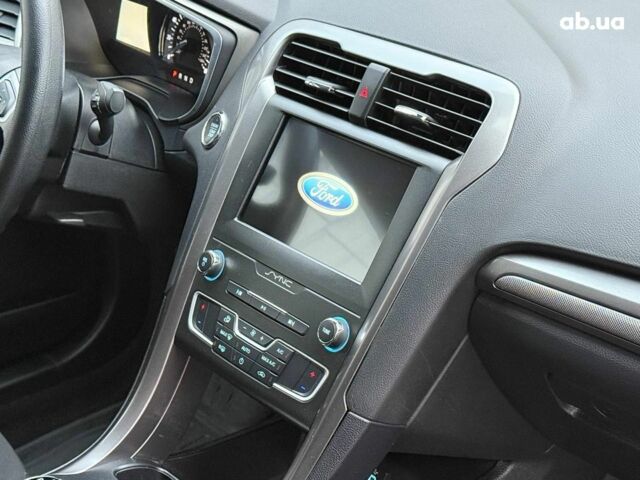 Синій Форд Фьюжен, об'ємом двигуна 1.5 л та пробігом 69 тис. км за 12590 $, фото 17 на Automoto.ua