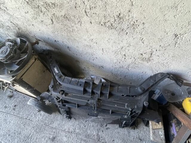 Синий Форд Фьюжн, объемом двигателя 1.4 л и пробегом 190 тыс. км за 1600 $, фото 3 на Automoto.ua