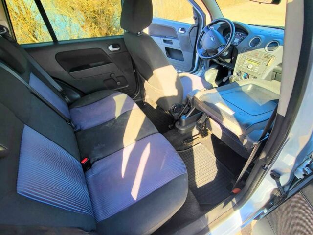 Синій Форд Фьюжен, об'ємом двигуна 1.4 л та пробігом 318 тис. км за 4000 $, фото 13 на Automoto.ua