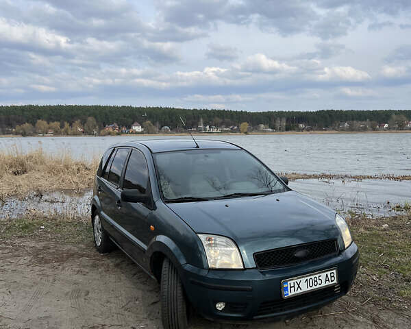 Форд Фьюжн 2003 в Киеве на Automoto.ua Зеленый Форд Фьюжн, объемом двигателя 1.4 л и пробегом 250 тыс. км за 3300 $, фото 2 на Automoto.ua