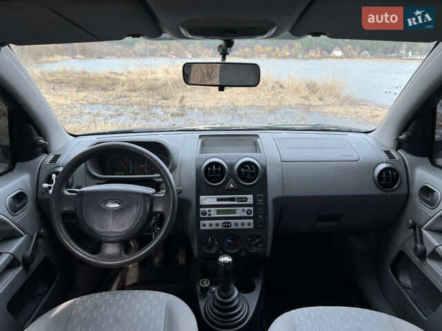 Форд Фьюжн 2003 в Киеве на Automoto.ua Зеленый Форд Фьюжн, объемом двигателя 1.4 л и пробегом 250 тыс. км за 3300 $, фото 15 на Automoto.ua