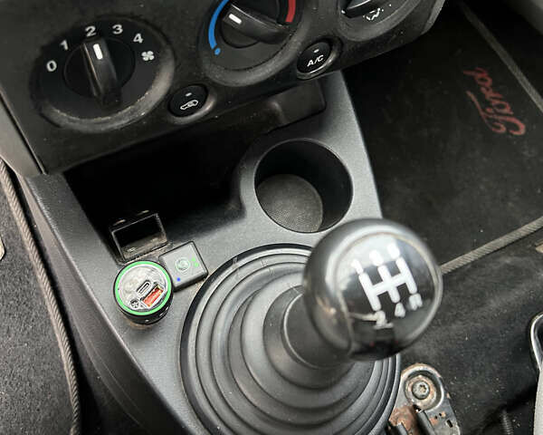 Форд Фьюжн 2003 в Киеве на Automoto.ua Зеленый Форд Фьюжн, объемом двигателя 1.4 л и пробегом 250 тыс. км за 3300 $, фото 18 на Automoto.ua