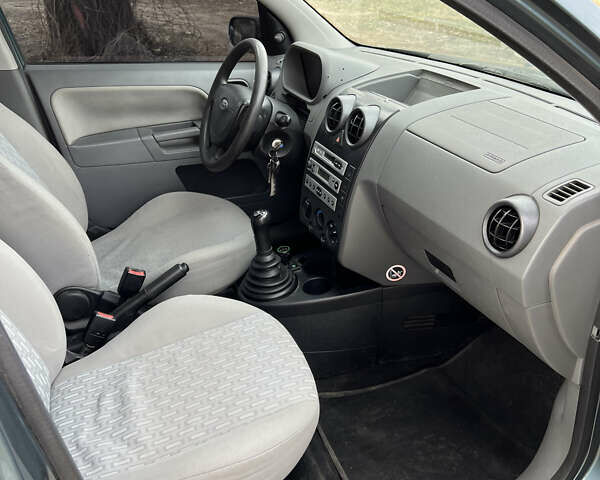 Форд Фьюжн 2003 в Киеве на Automoto.ua Зеленый Форд Фьюжн, объемом двигателя 1.4 л и пробегом 250 тыс. км за 3300 $, фото 14 на Automoto.ua