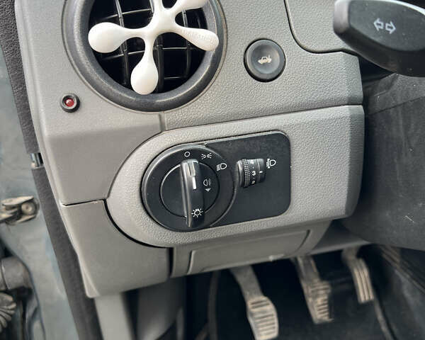 Форд Фьюжн 2003 в Киеве на Automoto.ua Зеленый Форд Фьюжн, объемом двигателя 1.4 л и пробегом 250 тыс. км за 3300 $, фото 17 на Automoto.ua