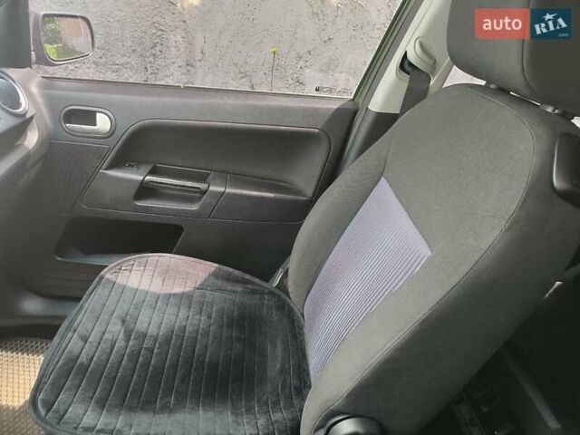 Зеленый Форд Фьюжн, объемом двигателя 1.25 л и пробегом 169 тыс. км за 5100 $, фото 27 на Automoto.ua