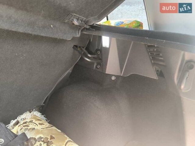 Зеленый Форд Фьюжн, объемом двигателя 1.25 л и пробегом 169 тыс. км за 5100 $, фото 12 на Automoto.ua