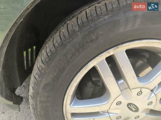 Зеленый Форд Фьюжн, объемом двигателя 1.25 л и пробегом 169 тыс. км за 5100 $, фото 10 на Automoto.ua