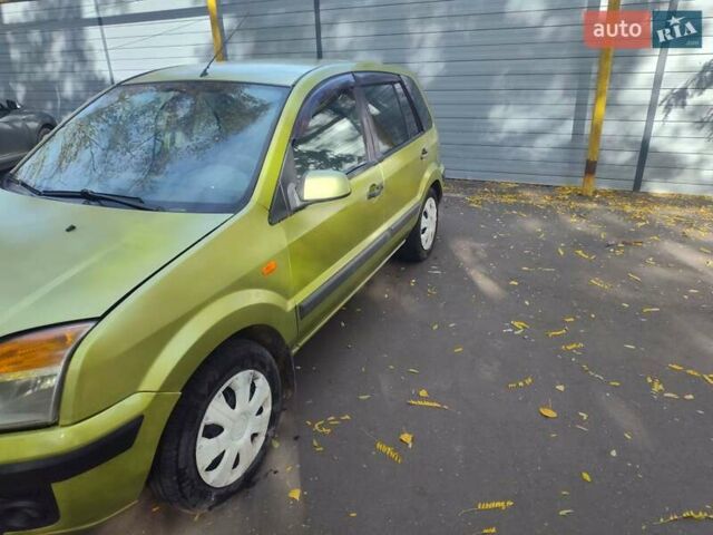 Зеленый Форд Фьюжн, объемом двигателя 1.39 л и пробегом 313 тыс. км за 3100 $, фото 6 на Automoto.ua