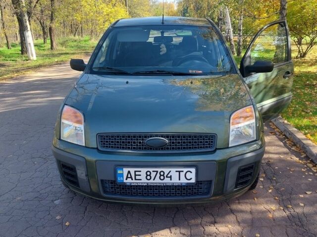 Форд Фьюжен 2006 у Кривому Розі на Automoto.ua Зелений Форд Фьюжен, об'ємом двигуна 1.2 л та пробігом 160 тис. км за 5000 $, фото 1 на Automoto.ua