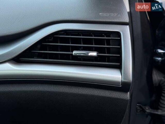 Зеленый Форд Фьюжн, объемом двигателя 2.49 л и пробегом 170 тыс. км за 7600 $, фото 59 на Automoto.ua