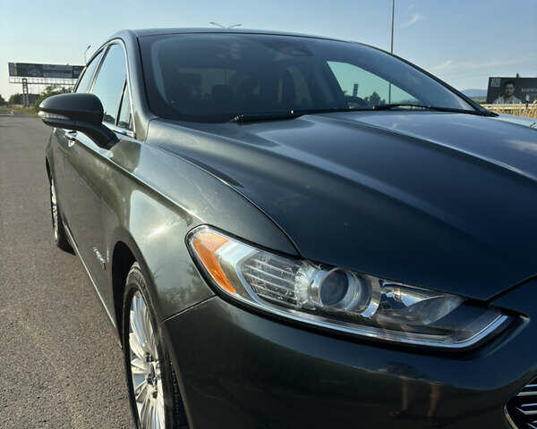 Зеленый Форд Фьюжн, объемом двигателя 2 л и пробегом 270 тыс. км за 11400 $, фото 2 на Automoto.ua