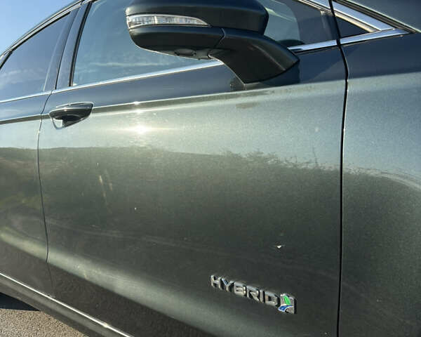 Зеленый Форд Фьюжн, объемом двигателя 2 л и пробегом 270 тыс. км за 11400 $, фото 5 на Automoto.ua