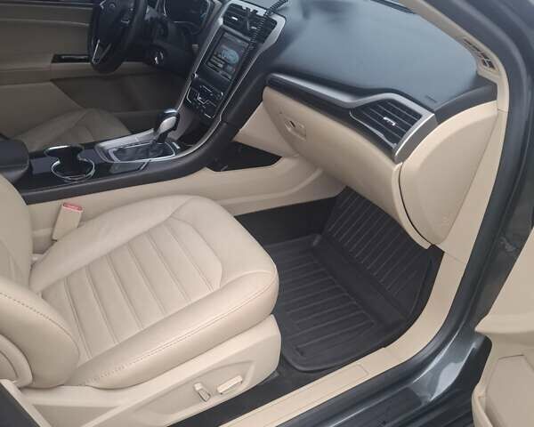 Зелений Форд Фьюжен, об'ємом двигуна 2 л та пробігом 194 тис. км за 11000 $, фото 12 на Automoto.ua