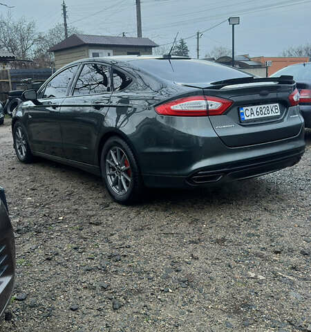 Зеленый Форд Фьюжн, объемом двигателя 2 л и пробегом 165 тыс. км за 11800 $, фото 4 на Automoto.ua