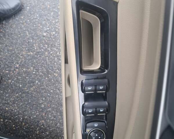 Зелений Форд Фьюжен, об'ємом двигуна 2 л та пробігом 194 тис. км за 11000 $, фото 13 на Automoto.ua