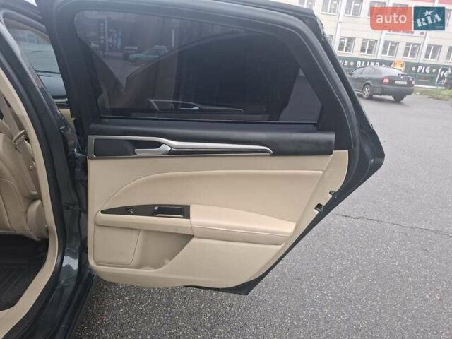 Зелений Форд Фьюжен, об'ємом двигуна 2 л та пробігом 194 тис. км за 11000 $, фото 14 на Automoto.ua