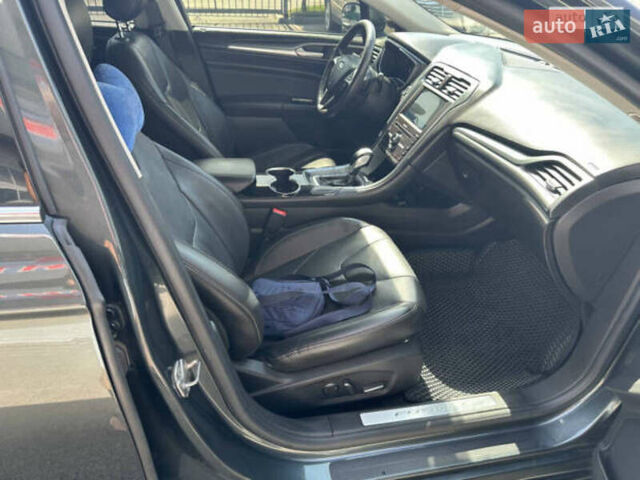 Зеленый Форд Фьюжн, объемом двигателя 2 л и пробегом 159 тыс. км за 10000 $, фото 6 на Automoto.ua